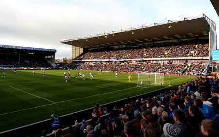 突破历史 突破历史