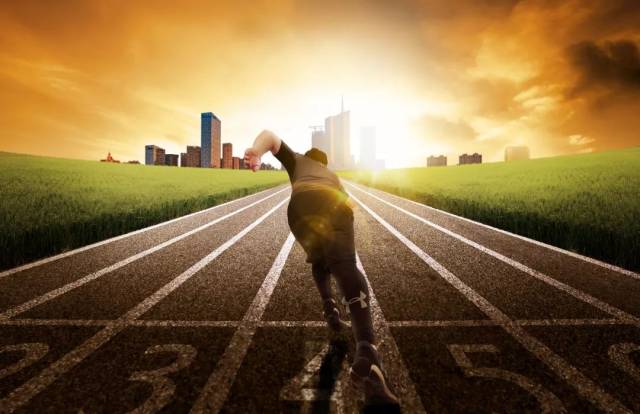 中继续保持 中继续保持