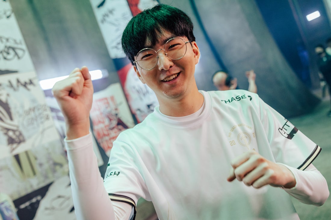 签下长期合 签下长期合