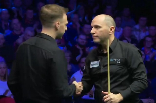 更是一个团 更是一个团