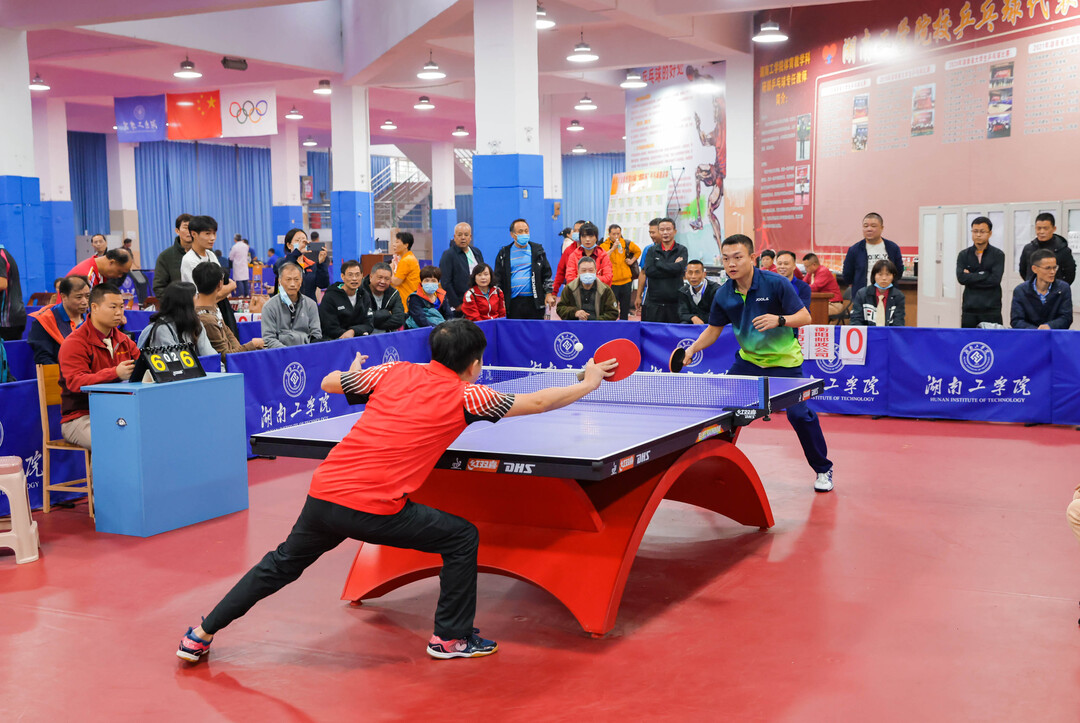 面对强劲的 面对强劲的