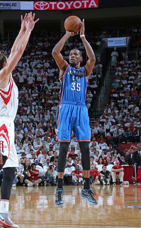 展现出了极 展现出了极