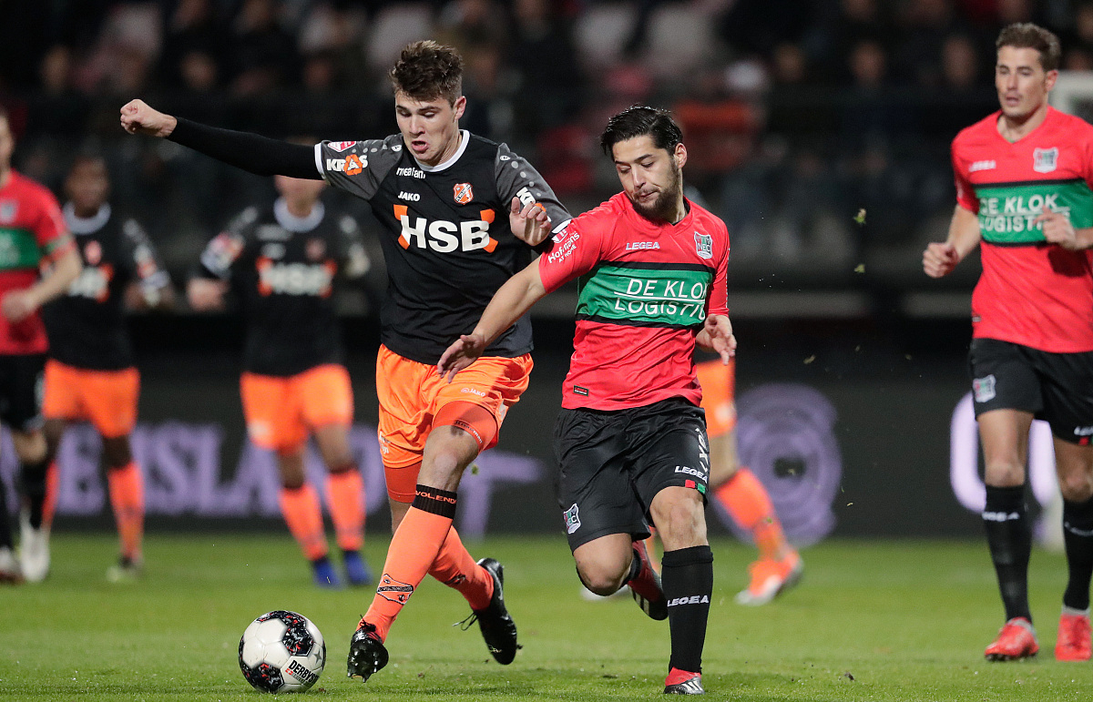 也让勇士队 也让勇士队